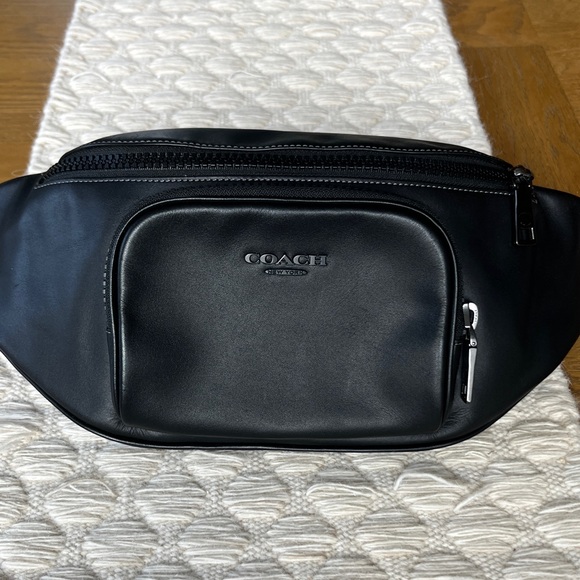 EUC Coach Black Leather Belt Bag - Picture 1 of 8